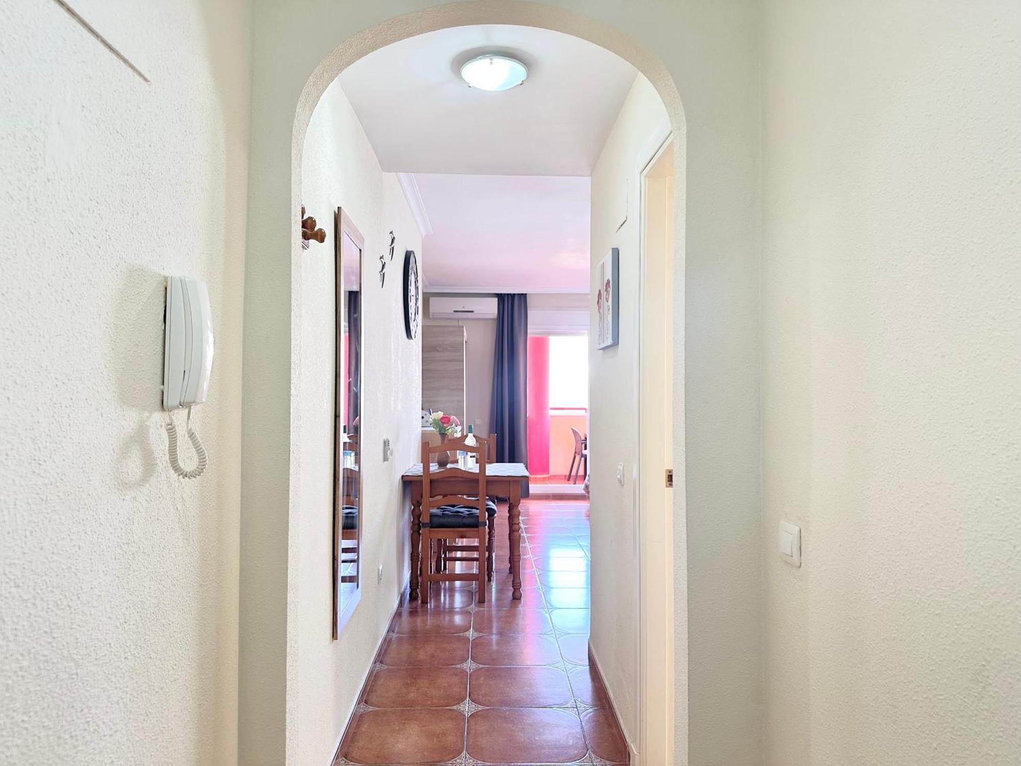 Costa Del Sol Seaside Studio - 5 Mins From Beach فوينخيرولا المظهر الخارجي الصورة